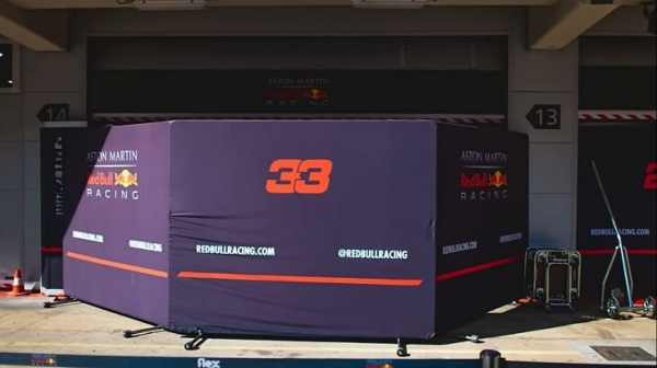 Новый виток шпионажа в &laquo;Ф-1&raquo;: &laquo;Феррари&raquo; тотально параноит, &laquo;Мерседесу&raquo; на все плевать. Рассказ русского фотографа-очевидца