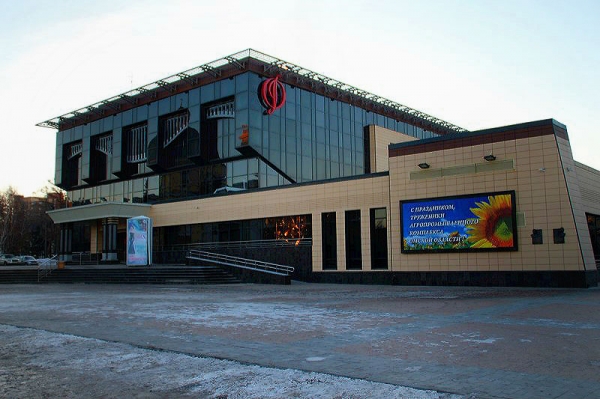 В Омске на полгода перенесли все гастрольные концерты