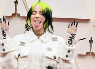 Билли Айлиш разделась в знак протеста