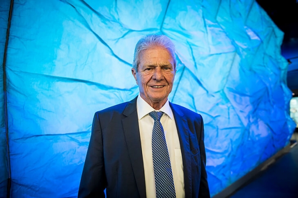 ? Владелец &laquo;Хоффенхайма&raquo; &ndash; враг всех немецких фанатов (&laquo;Сын шлюхи&raquo;) и супергерой в своем регионе (&laquo;Батя Хопп&raquo;)