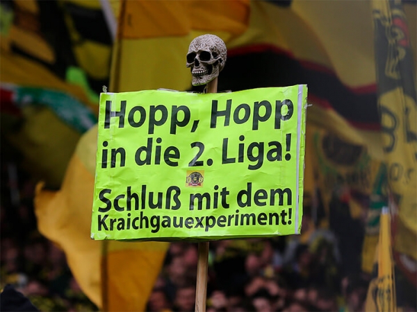 ? Владелец &laquo;Хоффенхайма&raquo; &ndash; враг всех немецких фанатов (&laquo;Сын шлюхи&raquo;) и супергерой в своем регионе (&laquo;Батя Хопп&raquo;)