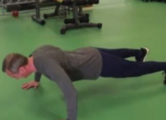 Шапша отжался 50 раз и запустил флэшмоб «за здоровый образ жизни»