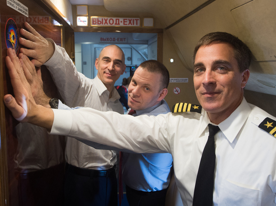 Коронавирус изменил предполетный ритуал нового экипажа МКС