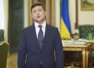 Зеленский обратился к украинцам из-за коронавируса