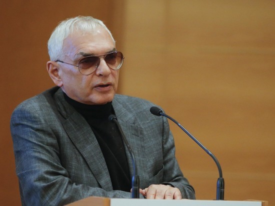 Производство российских фильмов решили перенести