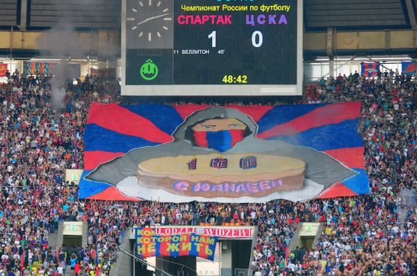 Как будем доигрывать футбольный сезон? Плей-офф? Или разобьем чемпионаты на мелкие группы? Давайте решать!