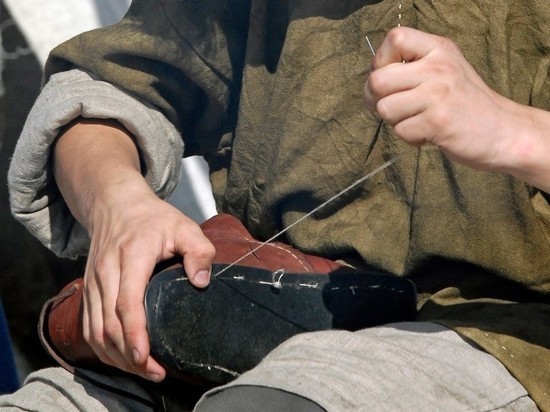 Сапожника оштрафовали на 15 тысяч за 250-рублевую работу на самоизоляции