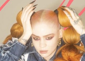 Беременная от Маска певица показала округлившийся живот