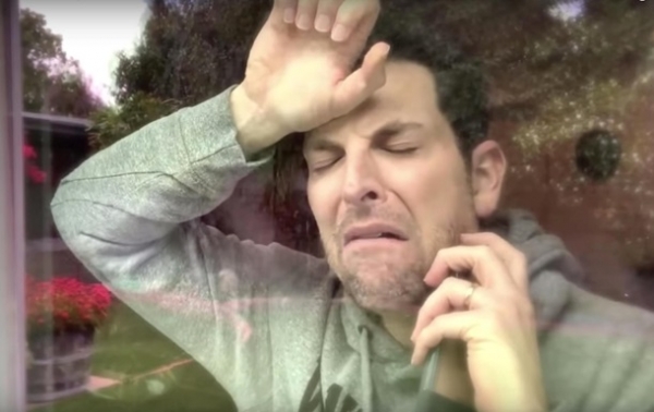 Музыкант записал "карантинный" кавер на хит Адель