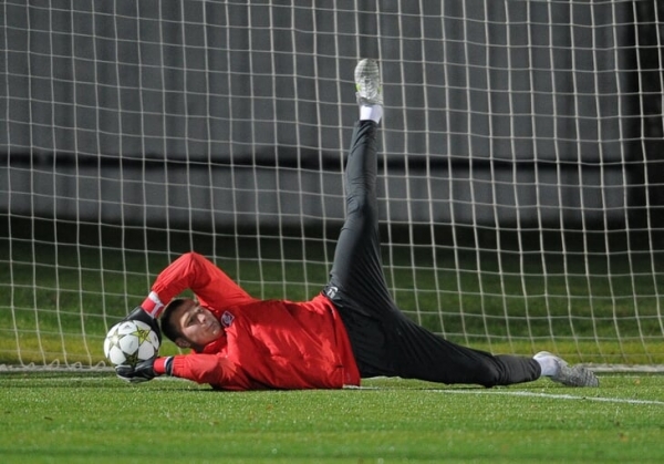 В ноябре 2012-го я в запасе с «Барсой», через год – уже бармен и разливаю текилу. Открытое письмо вратаря «Спартака»