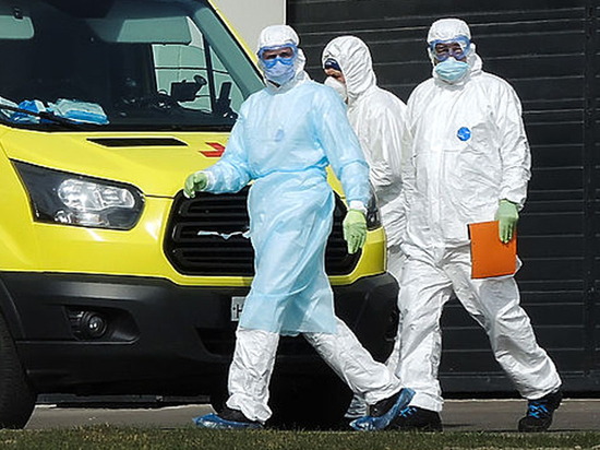 Эксперты объяснили скачки числа заразившихся коронавирусом в России