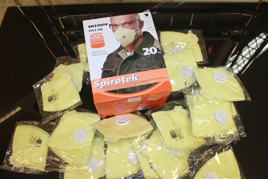 Волонтеры АО&nbsp;"Транснефть&nbsp;- Приволга" передали средства индивидуальной защиты двум самарским больницам