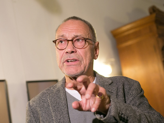 У Кончаловского появились вопросы по поводу достоверности информации о коронавирусе