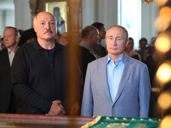 Лукашенко поздравил патриарха Кирилла с Пасхой