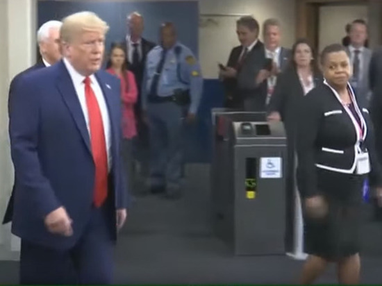 Трамп снова предостерег Иран