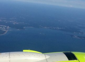 Ограничения на авиаперелеты могут снять летом-2020 – Минтранс