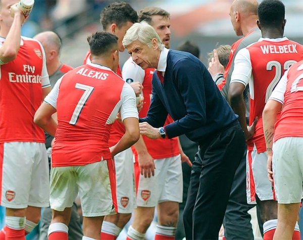 Потолок зарплат, отмена зимнего окна, гибкий фэйр-плей: Венгер ответил на 10 вопросов о будущем футбола