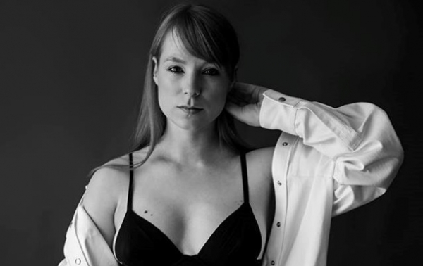 Певица Тарабарова призналась во второй беременности