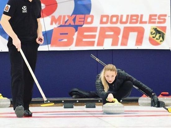 Две студентки из Красноярска сразятся на онлайн-чемпионате России по керлингу