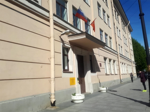 Замазанная фреска с Бродским оказалась переводной картинкой