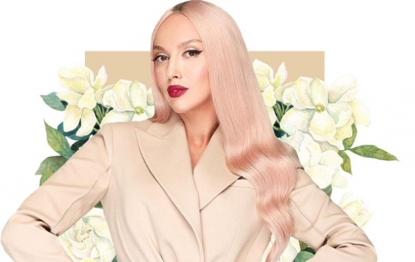 Полякова показала идеальную фигуру после "пицц и пасок"