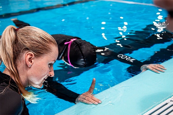 Люди умеют не дышать по 20 минут, игнорируя защитные рефлексы. Возможно, это вредит работе мозга