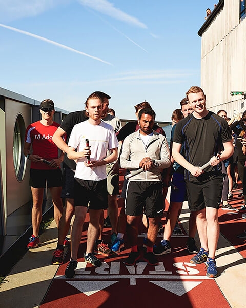 Современные атлетические треки &ndash; городские места силы. Вот несколько примеров из Афин, Лондона и Грозного  