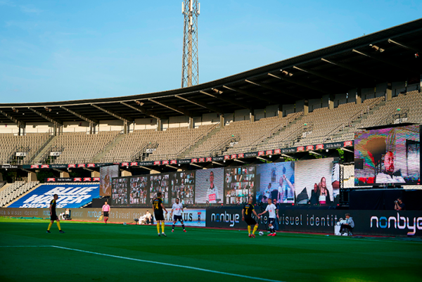 Тысячи Zoom-зрителей в Дании &ndash; лучший перфоманс рестарта. &laquo;Орхус&raquo; подружился с сервисом, воссоздал трибуны и аккуратно добавил офлайн