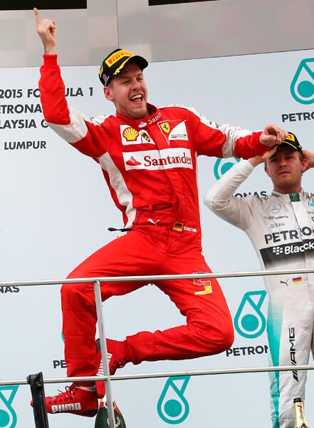 Феттель шел в «Феррари» за славой Шумахера, но запомнился глупыми разворотами и скандалами. У Себа всего три великие гонки за Скудерию