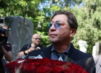 Лепс вспомнил о войне из-за споров о «голодающих артистах»