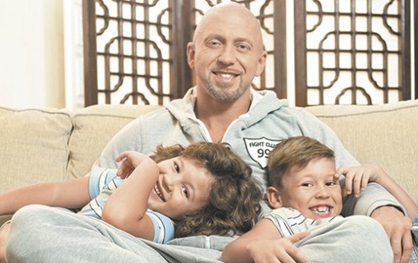 Полиграф Шарикофф судится за детей с бывшей женой