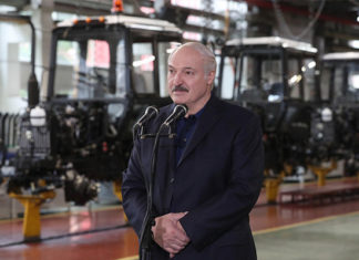 Лукашенко пригрозил противникам компроматом: «Мужики там кипеж подняли»