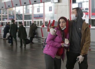 ВЦИОМ: россияне считают предпринятые властями меры борьбы с коронавирусом достаточными