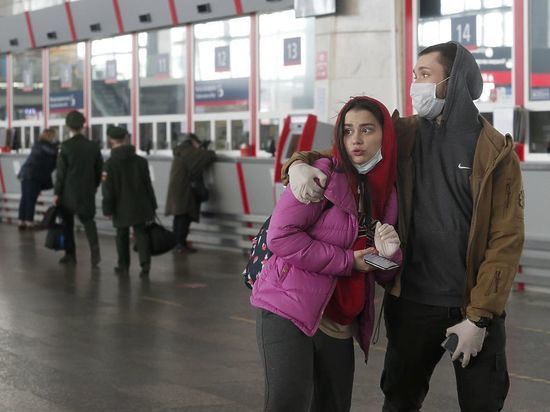 ВЦИОМ: россияне считают предпринятые властями меры борьбы с коронавирусом достаточными