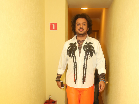 Жена Реввы вступилась за Киркорова после скандального клипа про десантников