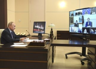 Директор омского ТЮЗа попросил у Путина рекомендаций по работе театров