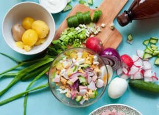 Новосибирск вошел в число городов-лидеров поедателей окрошки