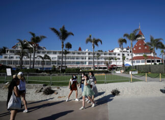 Американская актриса русского происхождения рассказала, почему Голливуд выступил за карантин