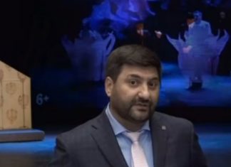 Путина пригласили в Омск на юбилей театра