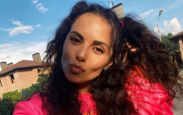 Фанаты критикуют "слишком худую" Настю Каменских