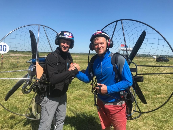 75-метровую Георгиевскую ленту пронесут парапланеристы над Новосибирском 