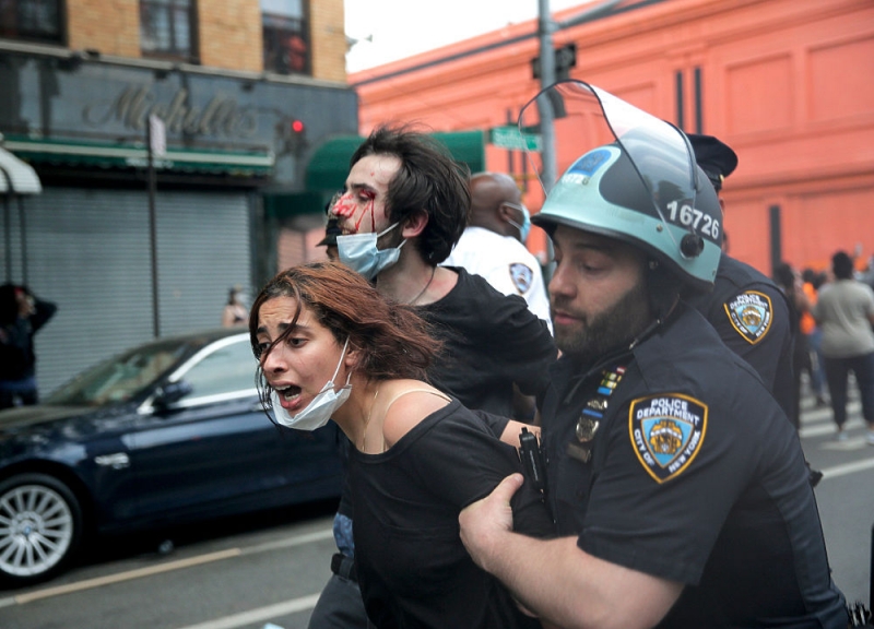 Американские погромы: кому выгодно обвинить Россию в беспорядках