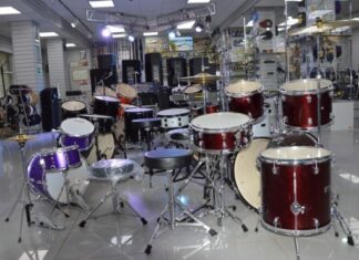 Музыканты лишились концертов и доходов из-за коронавируса