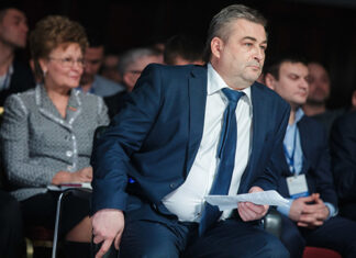 Александр Расческов: «Кризис ударил сильно, пациентов меньше, выручка упала в 7–10 раз»