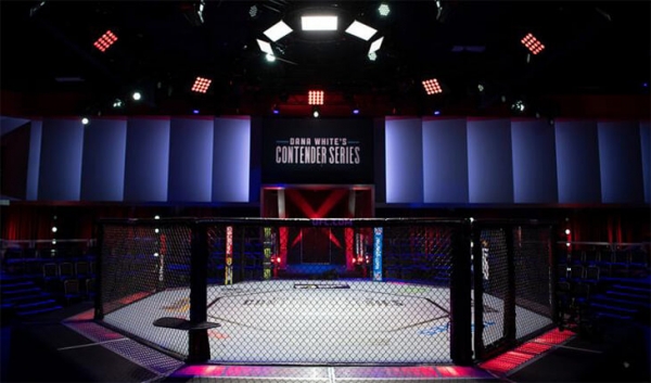 &laquo;Нам выдают еду и воду, чтобы не шлялись по Лас-Вегасу&raquo;. Интервью Александра Волкова, которому на выходных драться с топ-бойцом UFC