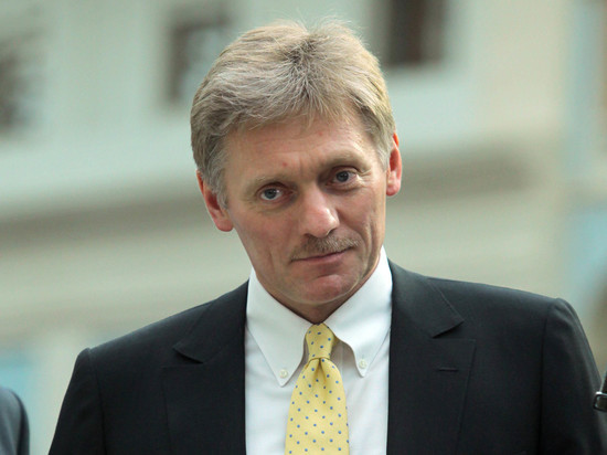 Песков рассказал об ошибке в статье Путина о ВОВ