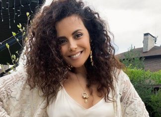 Настя Каменских снялась под водой