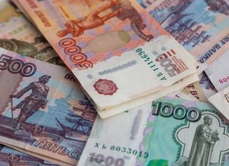 Родители попросили у Путина еще 10 000 рублей