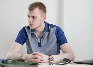 «Представьте, 85 раз человек будет брать в руки Royal Phone и думать о вас!»