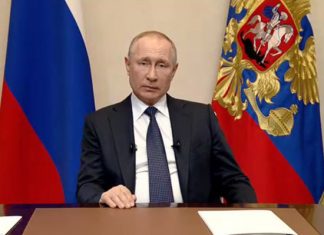 Путин: дистанционное обучение в России не подменит очное